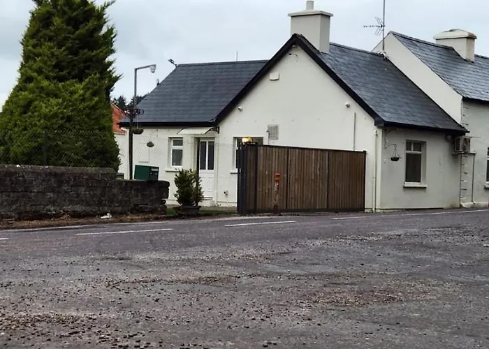 Peacock Farms Estate 3*